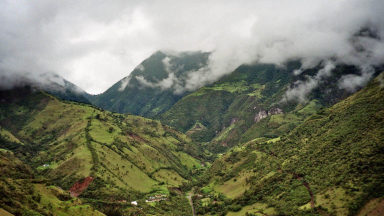 amazon tours from banos ecuador